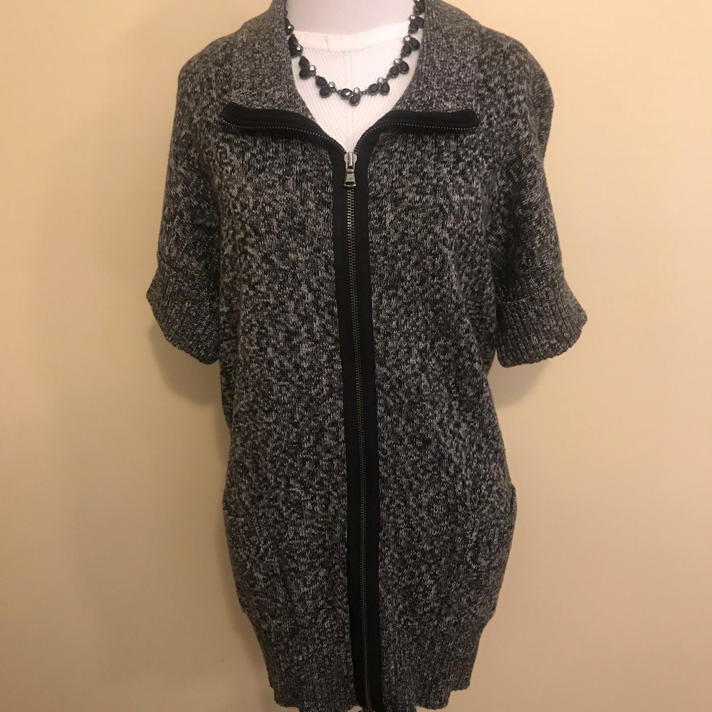 Kenneth Cole Sweater